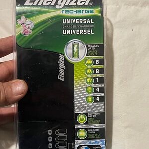 Energizer Recharge Universal Battery Charger